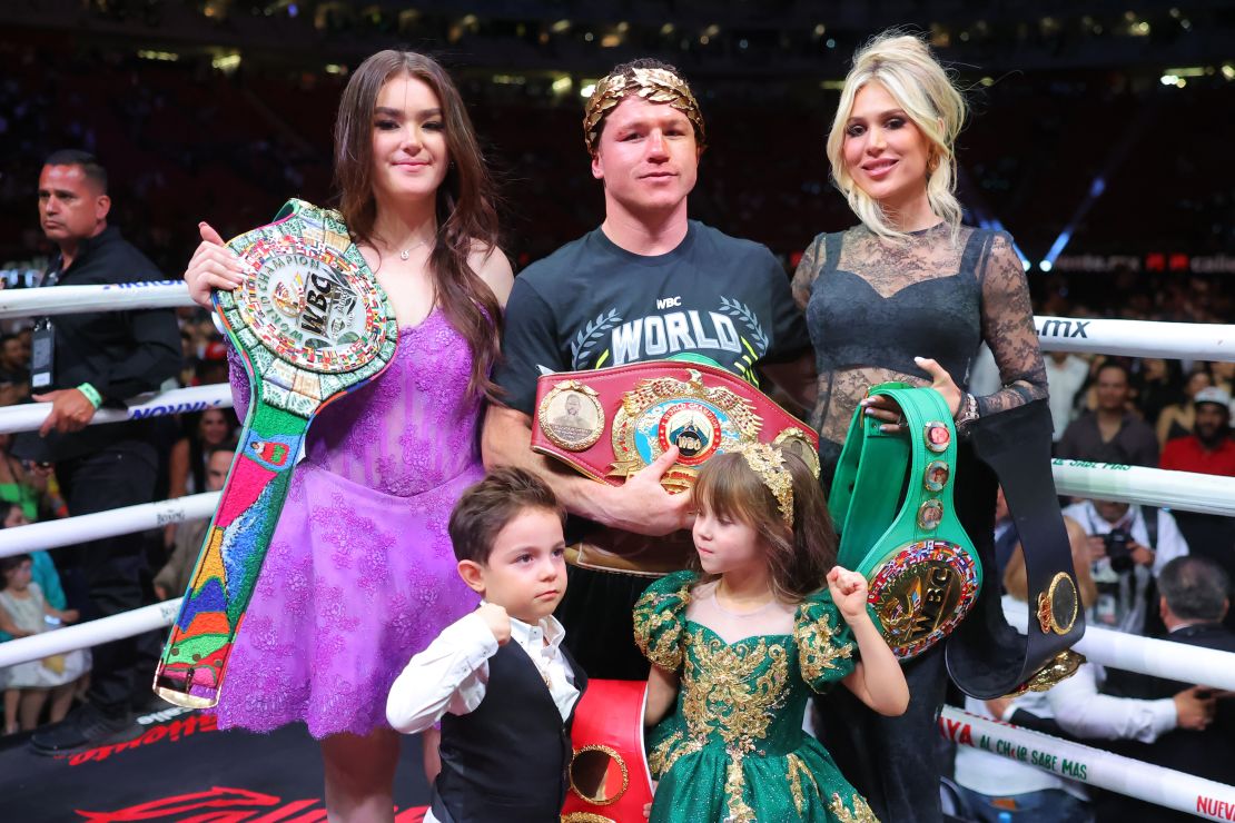 ZAPOPÁN, JALISCO - May 6, 2023. Canelo Álvarez celebrates with his family after his victory against John Ryder.