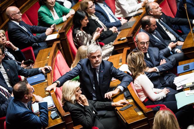 Laurent Wauquiez, presidente del grupo LR en la Asamblea Nacional, durante la sesión de preguntas al gobierno, el 15 de octubre de 2024.